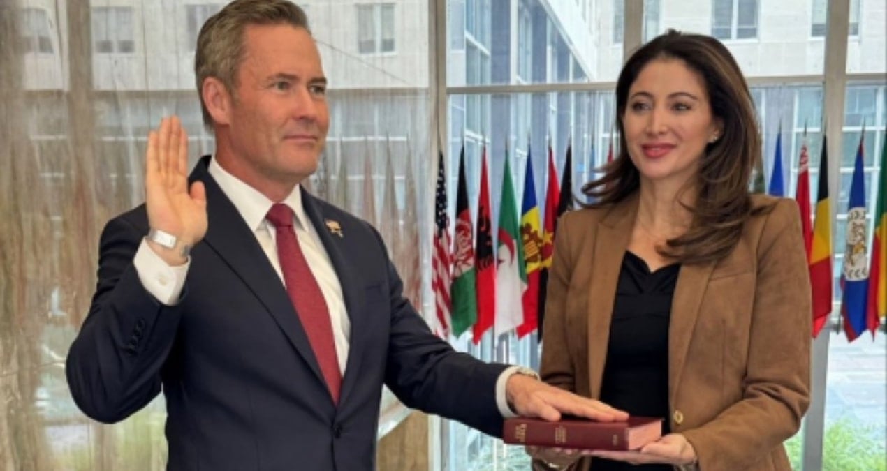 kayiplara karisan felaket bakan waltz aylar sonra bm elcisi oldu EjKTR4rl