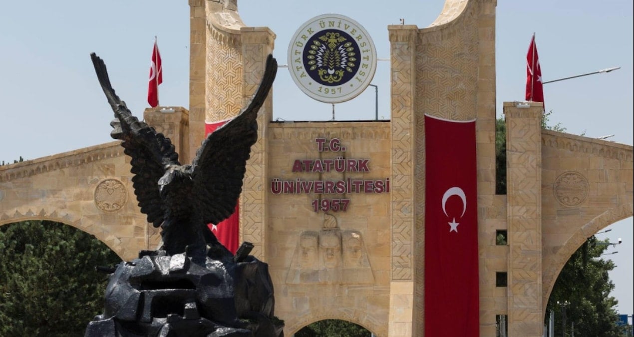 sayistay ortaya cikardi universite yasayi cignedi dekanlik kurdu SfTqMlfY