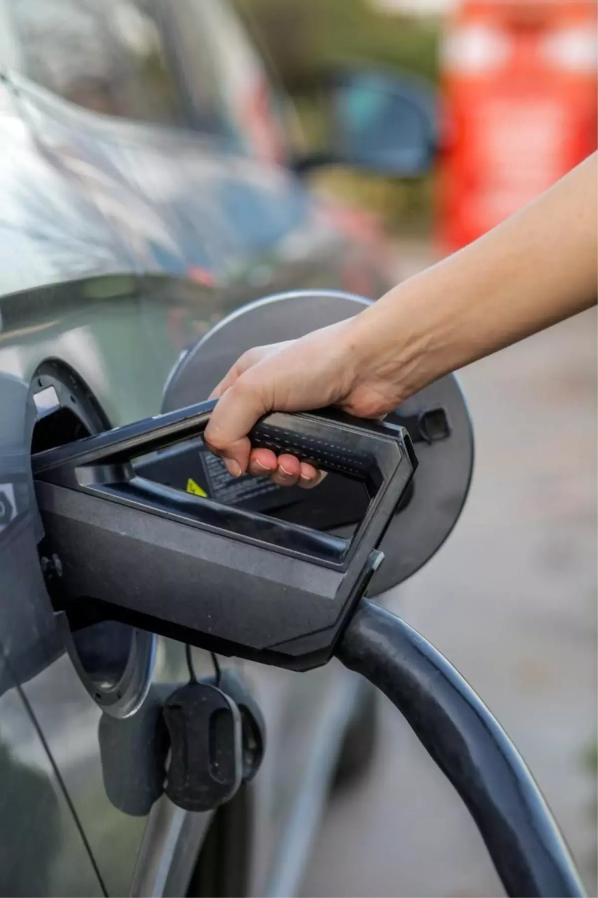 en yakit elektrikli araclar icin yeni sarj teknolojisi sunuyor eLxU1ahm.jpg