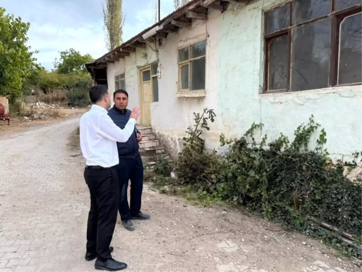 osmaneli kaymakami kilic balcikhisar koyundeki calismalari inceledi JJJLTMlP.jpg