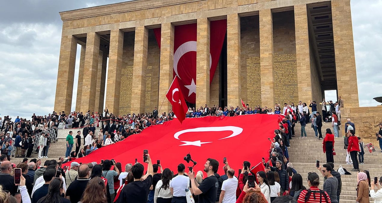 Atatürk’ün İzinde Gençlerle Yürüyüşe Devam Ediyoruz!