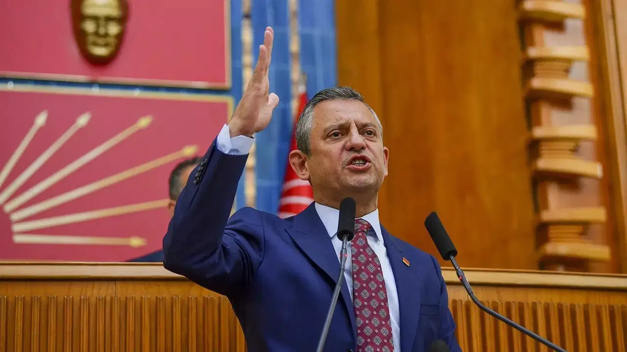 Özgür Özel’in Instagram Hesabı ‘Butlan’ Yönetimine Geçti: CHP’li Bulut’tan Uyarı Geldi